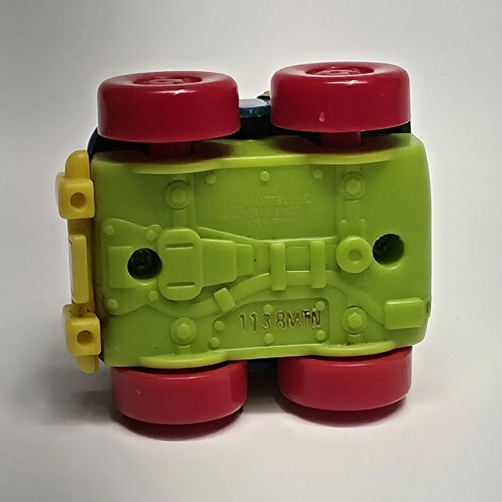 Mattel 2006 Sesame Street Cookie Monster Plastic Toy Vehicle Car K6042